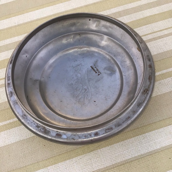 Ford hubcap "dog dish" style antique vintage man cave collectible as is decor - Picture 2 of 3